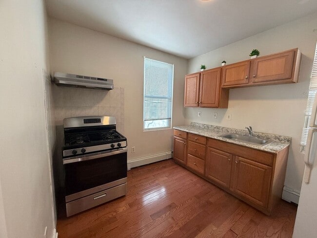 property at 75 Putnam St