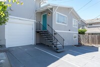 461 Wayne Ave, Unit 457 in Oakland, CA - Building Photo - Building Photo