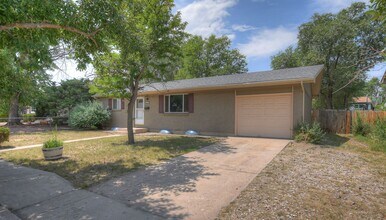 1614 Dixon Dr in Colorado Springs, CO - Building Photo - Building Photo