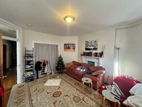 71 Pontiac St, Unit 2 in Boston, MA - Building Photo - Building Photo