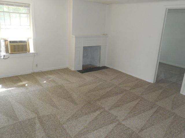 809 W 6th St, Unit #F in Lawrence, KS - Building Photo - Building Photo