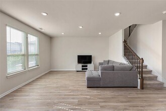 5513 Durango Pass in Austin, TX - Building Photo - Building Photo