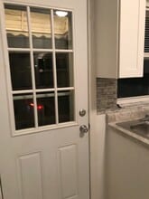 59 S Pershing Ave, Unit 1 in Akron, OH - Foto de edificio - Building Photo