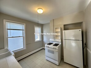 511 Franklin St, Unit 2 in Cambridge, MA - Building Photo - Building Photo