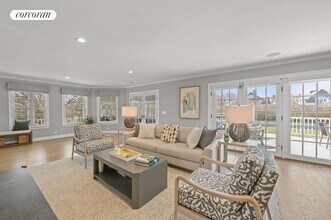245 Oneck Ln in Westhampton Beach, NY - Building Photo - Building Photo