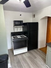 7804 Banks St, Unit 2 - South in Justice, IL - Building Photo - Building Photo