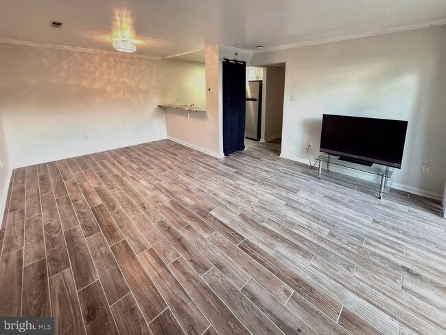 1260 Sugarwood Cir in Essex, MD - Building Photo - Building Photo