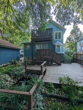519 6th St in Ann Arbor, MI - Building Photo - Building Photo
