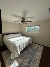 802 Ridge Rd in Redding, CA - Building Photo - Building Photo