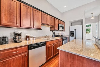 925 S Sarah St in St. Louis, MO - Foto de edificio - Building Photo