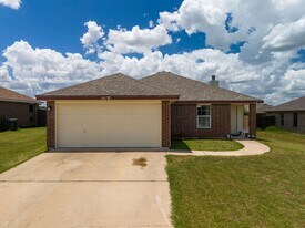 3901 Kevin Shaw Dr in Killeen, TX - Building Photo