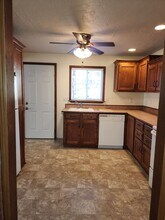 1250 Fern Ln in Sweet Home, OR - Building Photo - Building Photo