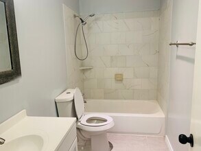 240 Rolling Hills Pl in Lancaster, TX - Building Photo - Building Photo