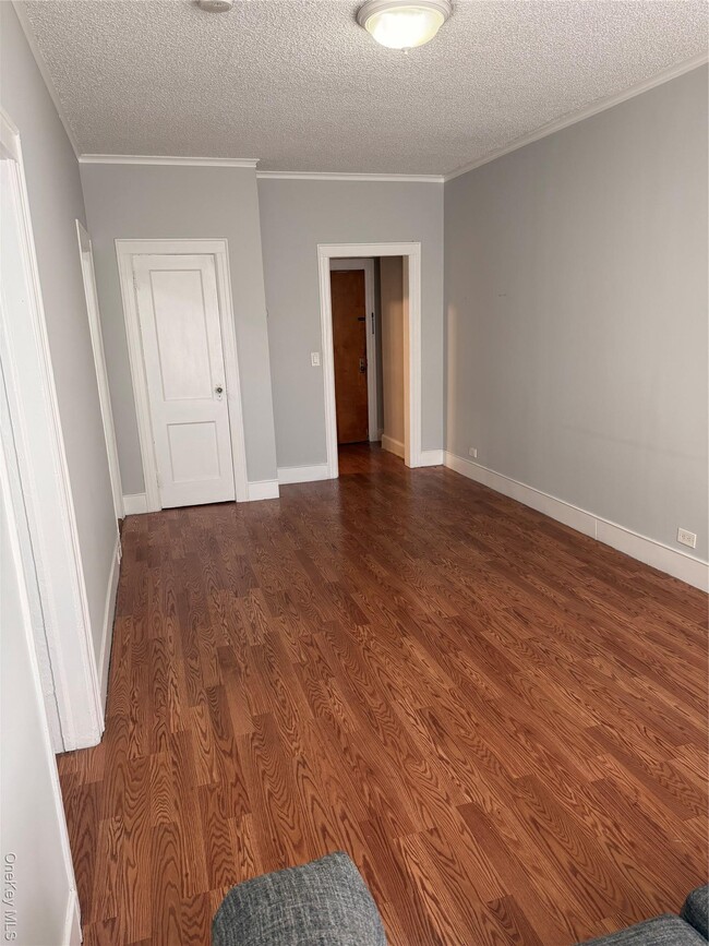 1885 Park St in Atlantic Beach, NY - Building Photo - Building Photo