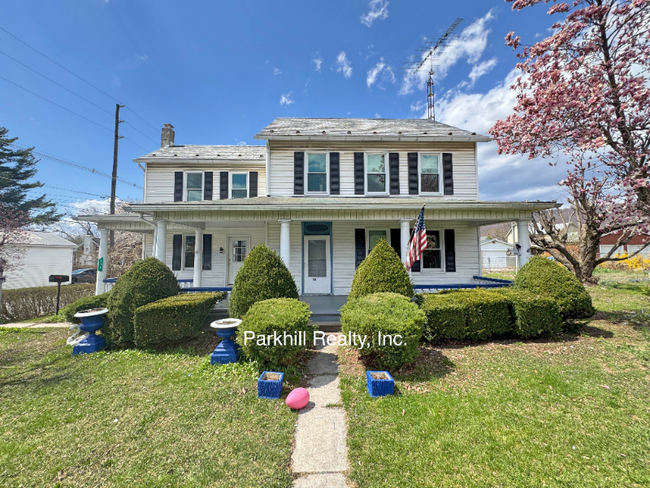 154 S Broadway in Wind Gap, PA - Building Photo - Building Photo
