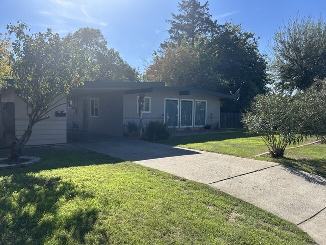 property at 402 Helen Ave