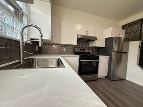 325 Bassler St in Pittsburgh, PA - Building Photo - Building Photo