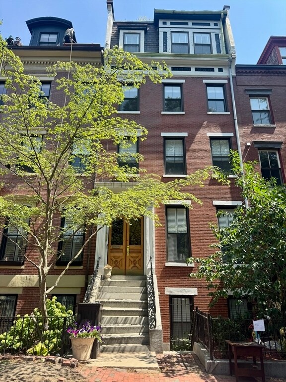 69 Rutland St in Boston, MA - Building Photo - Building Photo