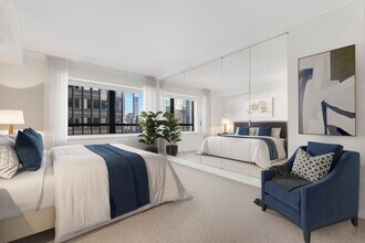 240 E 47th St in New York, NY - Building Photo - Building Photo