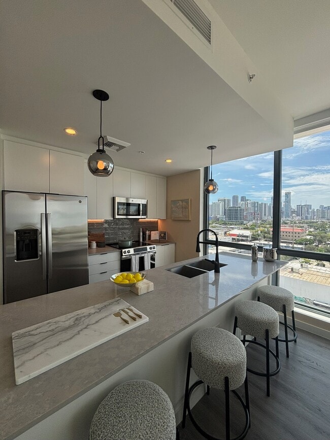 1975 NW 3rd Ave, Unit B2C in Miami, FL - Foto de edificio - Building Photo