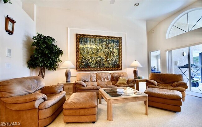 6444 Autumn Woods Blvd in Naples, FL - Foto de edificio - Building Photo