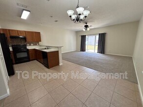 8605 Tower Falls Dr in Jacksonville, FL - Building Photo - Building Photo