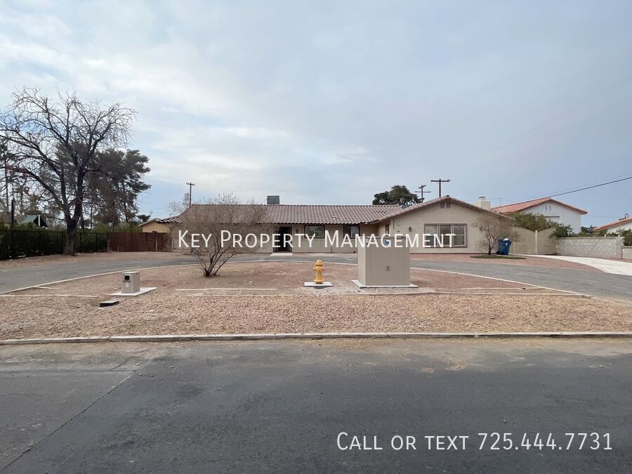 2258 Bridlewood Dr in Las Vegas, NV - Building Photo