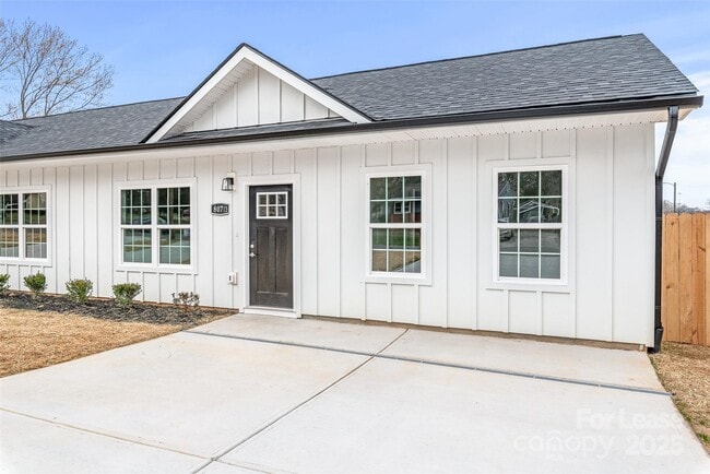 property at 807 Reid St
