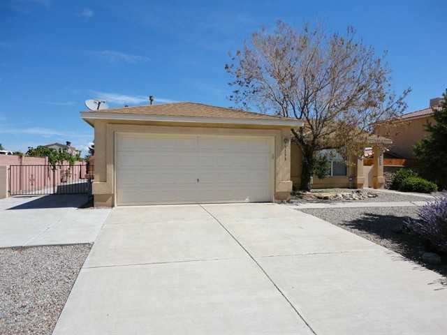 property at 7133 Hartford Hills Dr NE