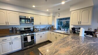 20641 Medley Ln in Topanga, CA - Building Photo