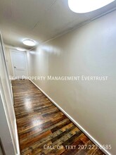 100 Main St in Winthrop, ME - Building Photo - Building Photo