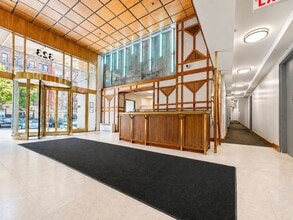 323 W 96th St, Unit 101 in New York, NY - Building Photo - Building Photo