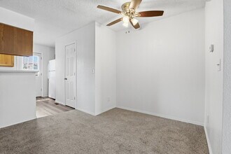 8292 S Fillmore Way in Centennial, CO - Building Photo - Building Photo