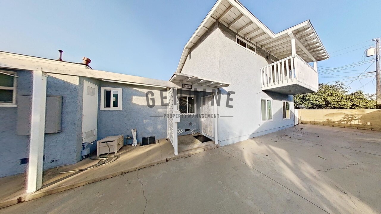 14680-14682 Jackson St in Midway City, CA - Building Photo