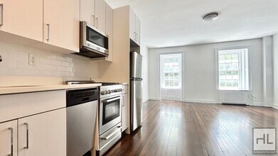 EAST 65 STREET in New York, NY - Building Photo - Building Photo