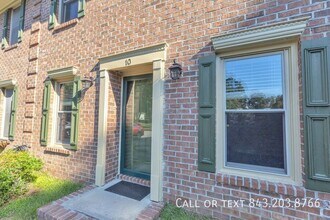 302 Springview Ln in Summerville, SC - Building Photo - Building Photo
