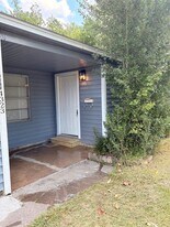 4323 Groton Dr in Houston, TX - Building Photo