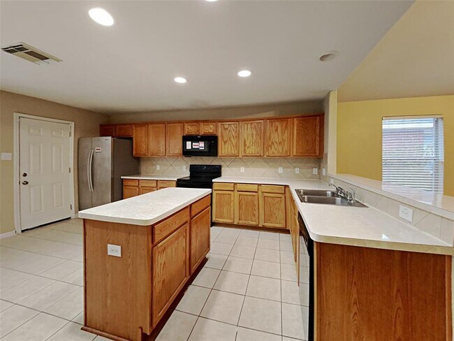 3318 Falcon Trail Dr in Spring, TX - Building Photo - Building Photo