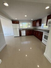 4140 SW 38th St in West Park, FL - Building Photo - Building Photo