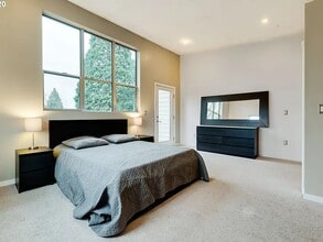 38 NE Going St in Portland, OR - Building Photo - Building Photo