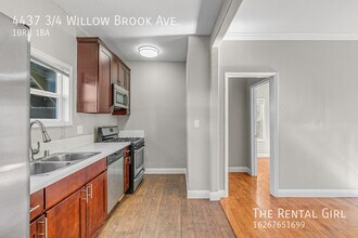 4519 3/4-4434 Willow Brook Ave in Los Angeles, CA - Building Photo - Building Photo