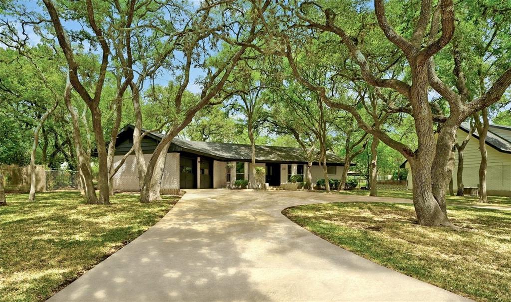 608 Franklin Dr in San Marcos, TX - Building Photo