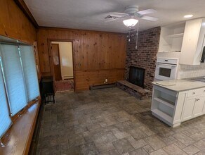 29 Ridgecrest Rd in Amherst, MA - Building Photo - Building Photo