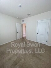 5619 Siltstone St in Lakeland, FL - Building Photo - Building Photo