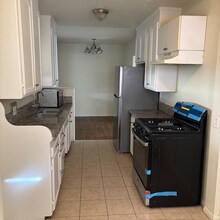 2030 E Washington Blvd, Unit 2030 E Washington Blvd Pasadena Ca 91104 in Pasadena, CA - Foto de edificio - Building Photo