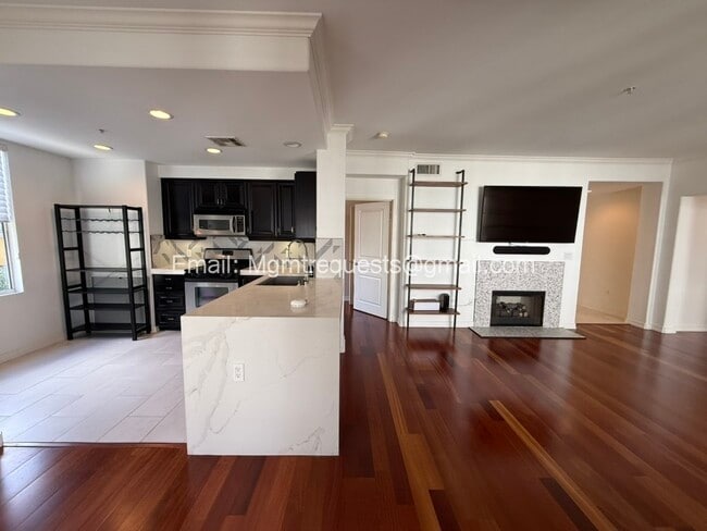 property at 3321 Watermarke Pl