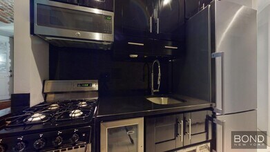 336 E 18th St in New York, NY - Building Photo - Building Photo