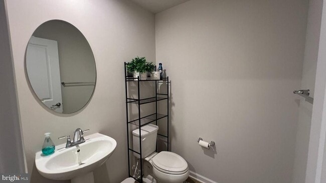 11 Sidney Ln in Stratford, NJ - Building Photo - Building Photo