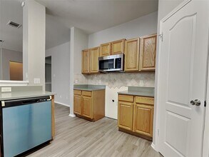 310 Masonwood Dr in Kyle, TX - Building Photo - Building Photo