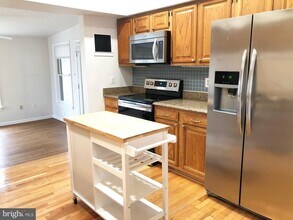 15153 Woodsman Ln in Woodbridge, VA - Building Photo - Building Photo